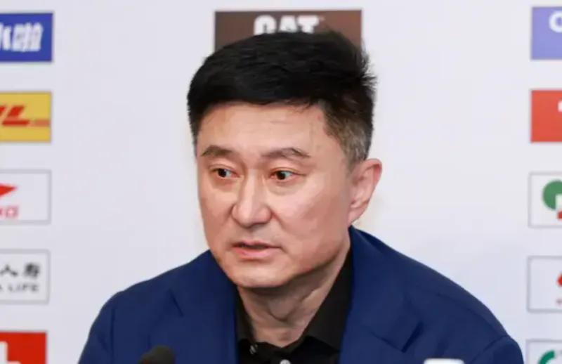 星空体育官方入口-胜广厦发布会！杜锋肯定攻守直指篮球精神，奎因点出进攻发挥！